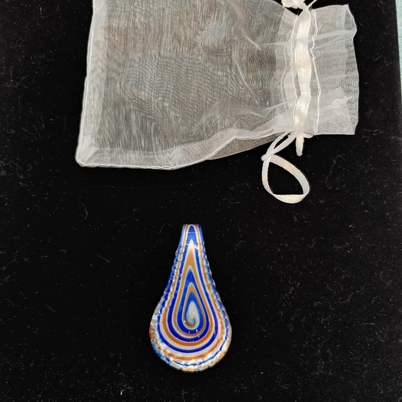 Glass Necklace Pendant - Picture 2 of 5